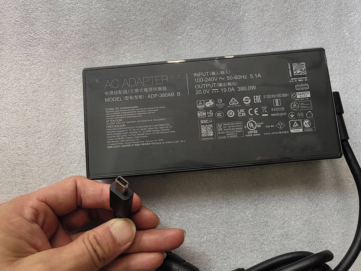 新品 20V 19A 長方形コネクタ 380W ACアダプタ - Pc Gaming Asus Rog のレビューと価格